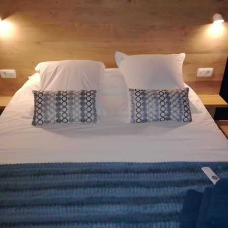 Ferme Houard Bed and Breakfast Bomal Exteriör bild