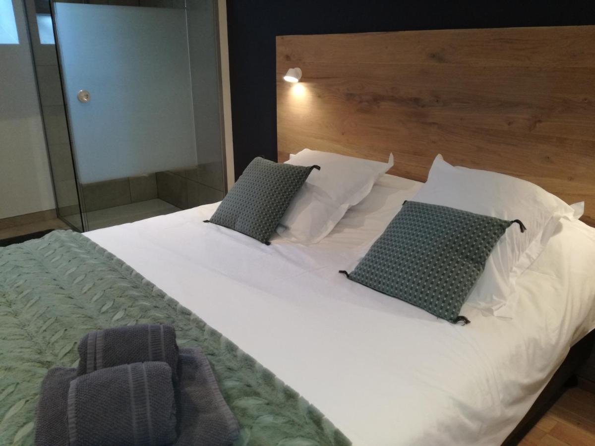 Ferme Houard Bed and Breakfast Bomal Exteriör bild