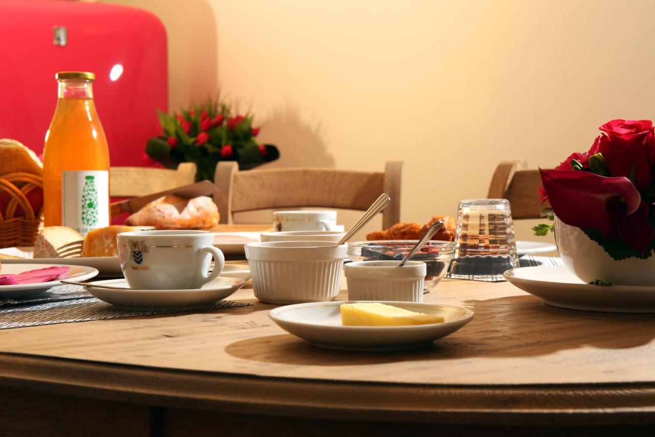 Ferme Houard Bed and Breakfast Bomal Exteriör bild